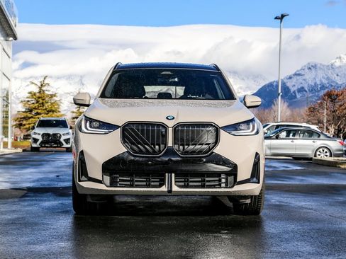 Used 2026 BMW X3 xDrive30 w/ Premium Package image 8