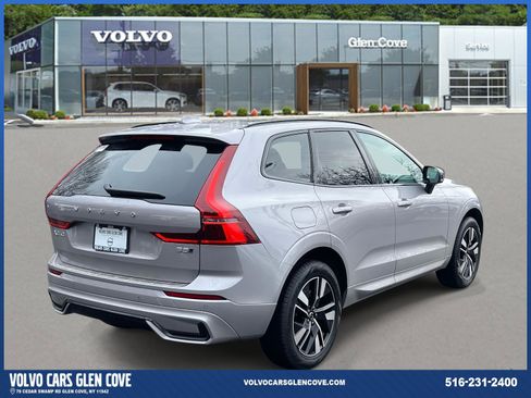 Used 2026 Volvo XC60 B5 Core w/ Protection Package Premier image 5