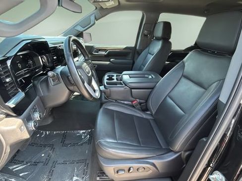 Used 2025 GMC Sierra 1500 SLT RWD image 18