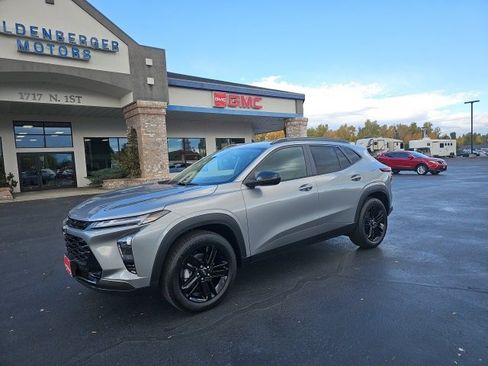 New 2026 Chevrolet Trax ACTIV w/ Sunroof Package image 2