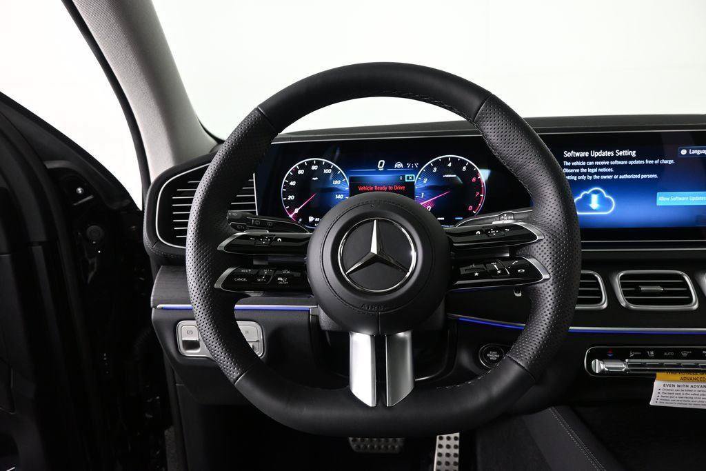 New 2026 Mercedes-Benz GLS 450 4MATIC image 2
