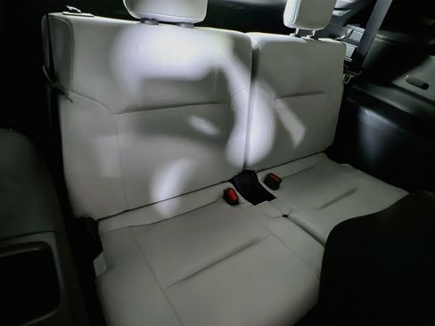 Used 2024 Mitsubishi Outlander SEL image 25