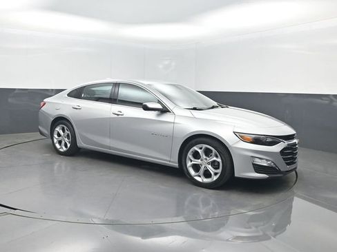 Used 2022 Chevrolet Malibu LT FWD image 34
