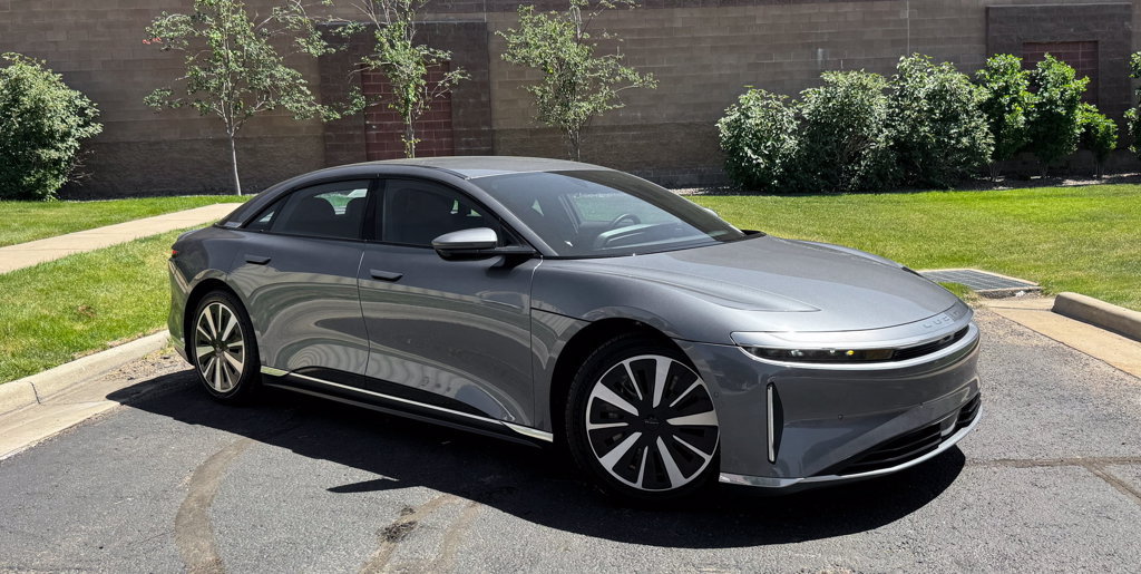 Used 2024 Lucid Air Touring AWD/4WD image 2