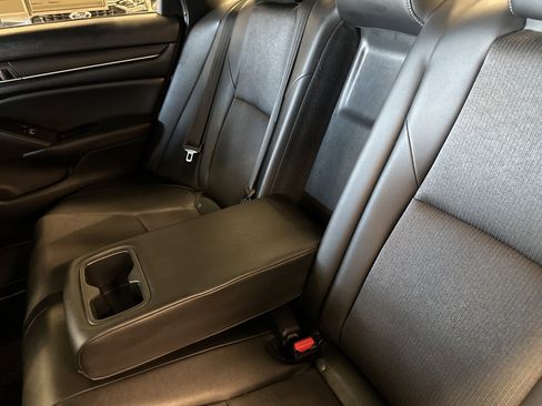 Used 2020 Honda Accord Sport image 25
