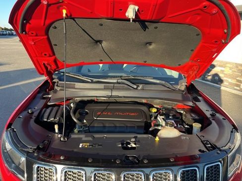 Used 2018 Jeep Compass Limited w/ Navigation Group image 24