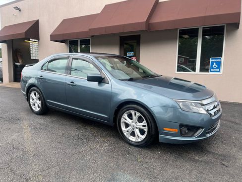Used 2012 Ford Fusion SE FWD image 3