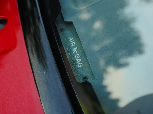 Used 1994 Ford Bronco XLT image 89