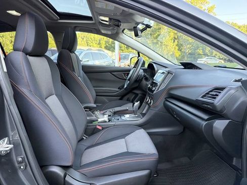 Used 2022 Subaru Crosstrek 2.0i Premium w/ Moonroof Package AWD/4WD image 17