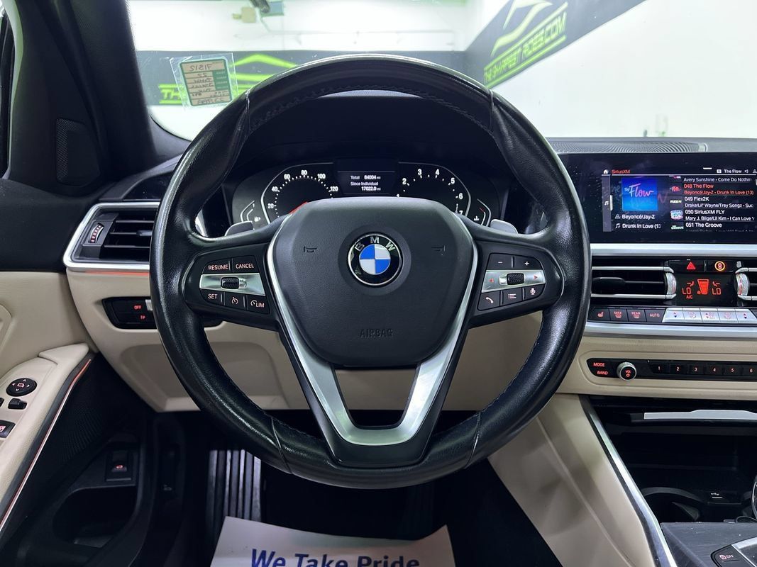 Used 2022 BMW 330i Sedan w/ Driving Assistance Package RWD image 18