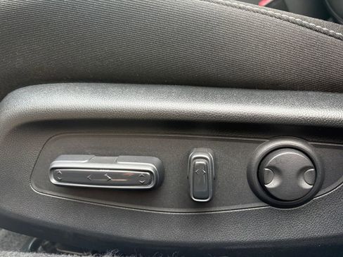 Used 2025 Honda Accord SE image 13