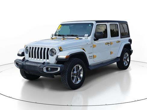 Used 2018 Jeep Wrangler Unlimited Sahara w/ LED Lighting Group image 2