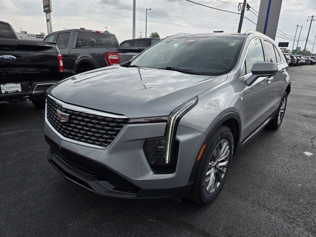 Used 2025 Cadillac XT4 Premium Luxury FWD image 4