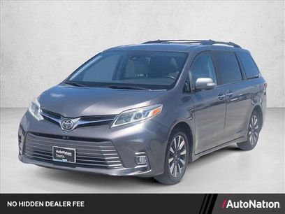 Used 2019 Toyota Sienna Limited Premium w/ Carpet Mat Package