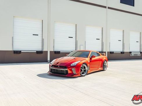 Used 2009 Nissan GT-R Premium AWD/4WD image 39
