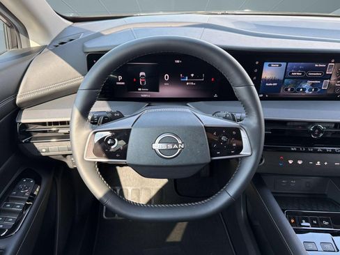 Certified 2025 Nissan Murano SV AWD/4WD image 15