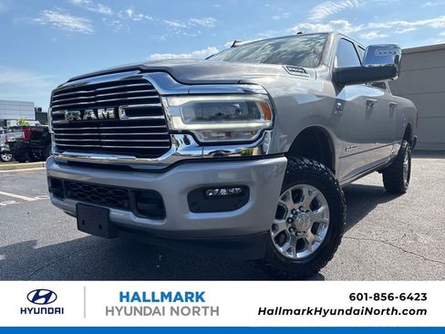 Used 2024 RAM 2500 Laramie AWD/4WD image 1