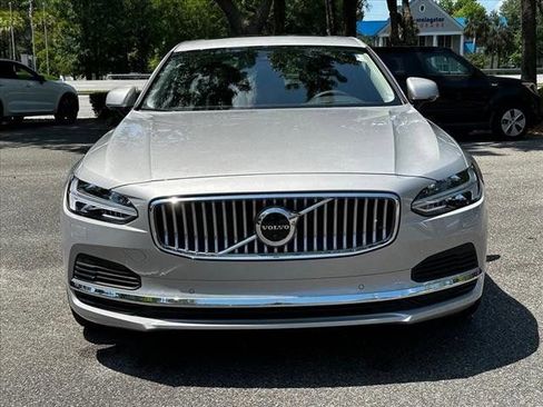 New 2024 Volvo S90 T8 Ultimate w/ Lounge Package image 20