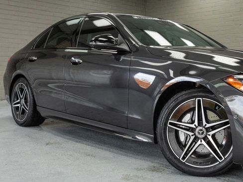 Used 2023 Mercedes-Benz C 300 Sedan image 8