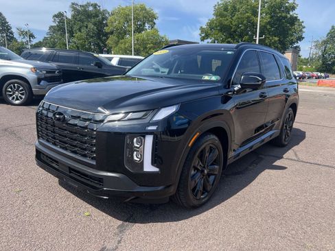 Used 2023 Hyundai Palisade XRT AWD/4WD image 3