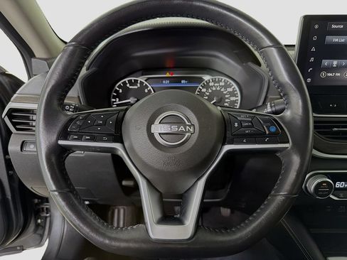 Used 2023 Nissan Altima 2.5 SL FWD image 15