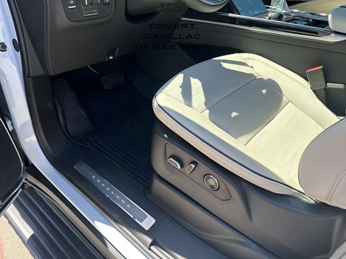 New 2026 Cadillac Escalade ESV Sport w/ Touring Package image 37