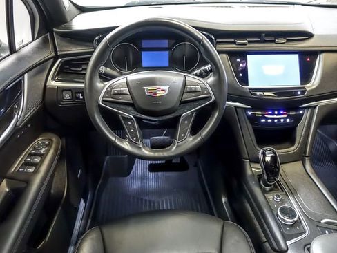 Certified 2025 Cadillac XT5 Premium Luxury w/ LPO, Floor Liner Package FWD image 17