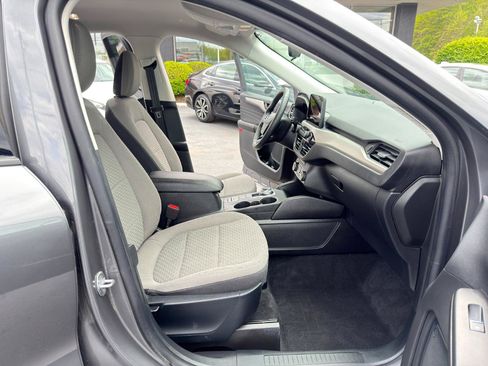 Used 2022 Ford Escape SE w/ SE Sport Appearance Package AWD/4WD image 31
