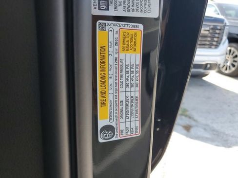 New 2026 GMC Sierra 2500 AT4X AWD/4WD image 33