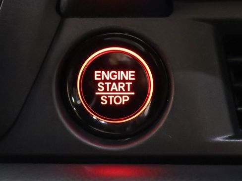 Used 2023 Honda Pilot Touring image 44