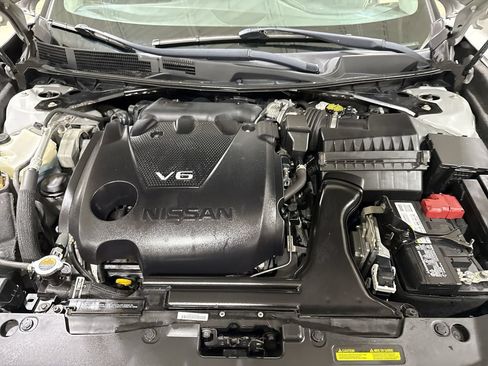 Used 2020 Nissan Maxima 3.5 SV w/ Floor Mat Group FWD image 25