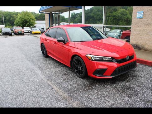 Used 2022 Honda Civic Sport image 1