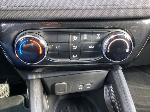 Used 2025 Chevrolet TrailBlazer LT image 20