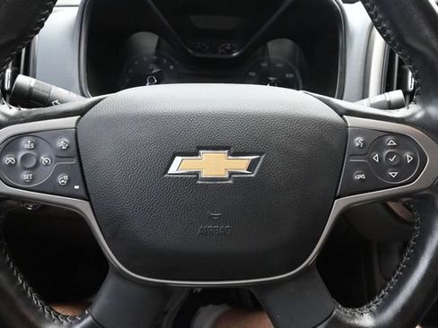 Used 2021 Chevrolet Colorado Z71 w/ Safety Package AWD/4WD image 37