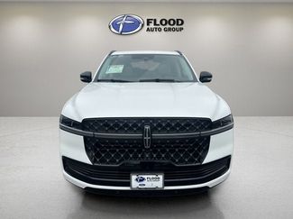 New 2026 Lincoln Navigator Reserve w/ Jet Appearance Package AWD/4WD video 2