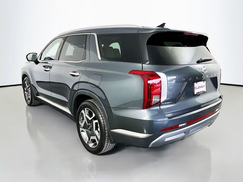 Used 2023 Hyundai Palisade SEL w/ Premium Package FWD image 9