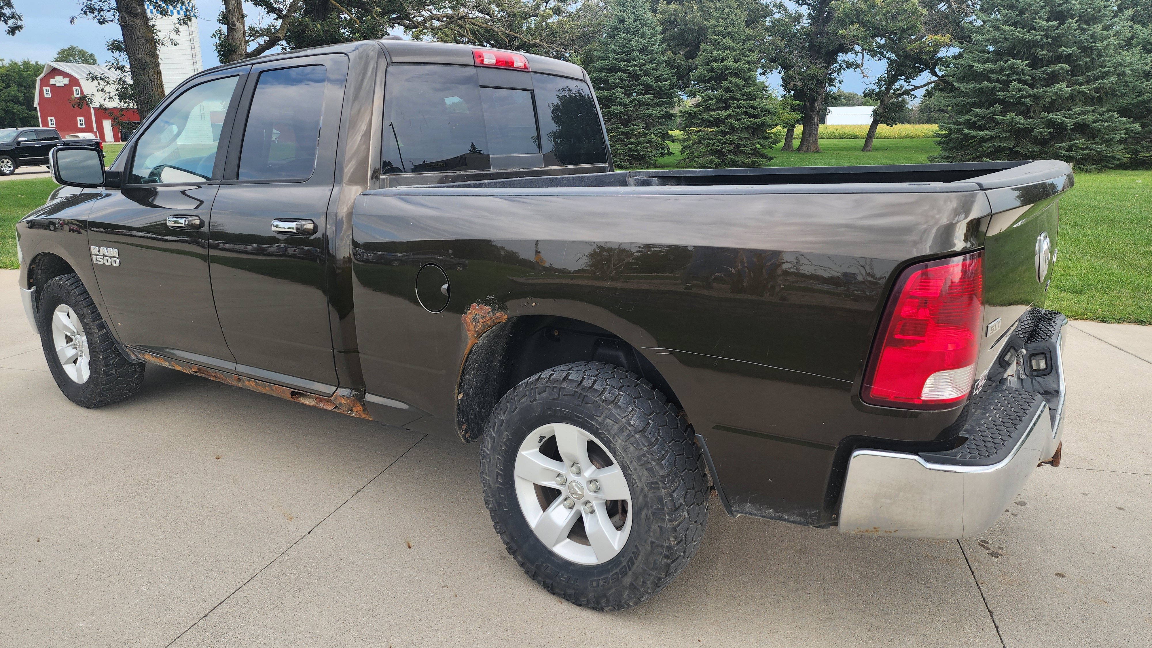 Used 2013 RAM 1500 Classic SLT w/ Premium Display Pkg AWD/4WD image 7