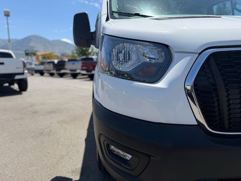 Used 2025 Ford Transit 250 Low Roof w/ Exterior Upgrade Package RWD image 19