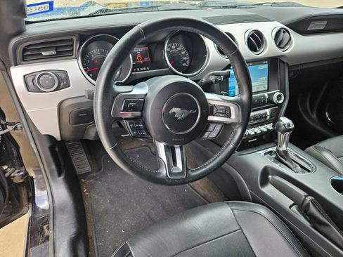 Used 2016 Ford Mustang Premium RWD image 7