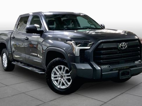 Used 2024 Toyota Tundra SR5 AWD/4WD image 3