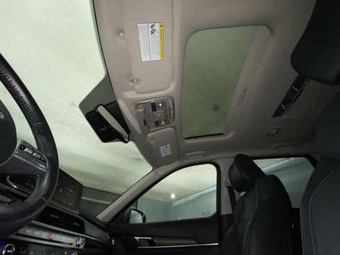 Used 2022 Kia Telluride EX w/ EX Premium Package FWD image 22