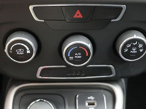Used 2017 Jeep Compass Sport AWD/4WD image 21