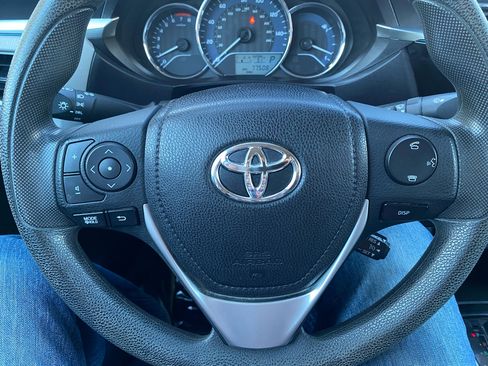 Used 2015 Toyota Corolla LE Premium image 14