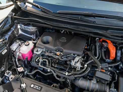 Used 2021 Toyota Sienna Platinum image 36