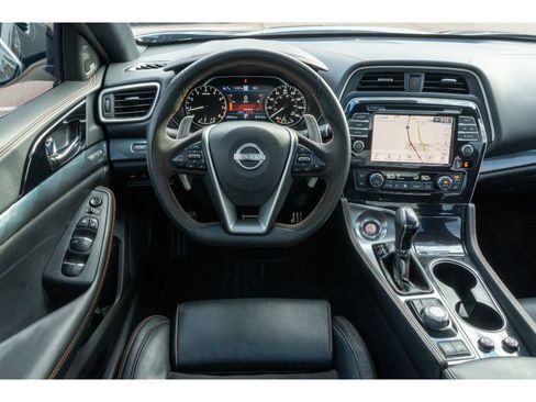 Used 2023 Nissan Maxima SR w/ Sport Mat Group image 19
