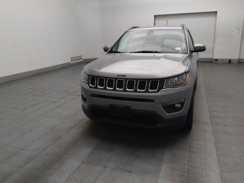 Used 2017 Jeep Compass Latitude w/ Popular Equipment Group AWD/4WD image 15