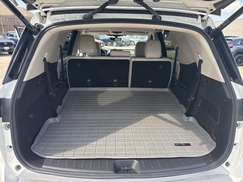 Used 2024 Nissan Pathfinder SL image 25