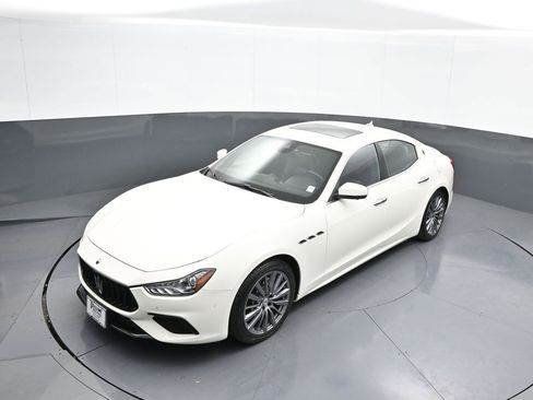 Used 2022 Maserati Ghibli Modena image 35