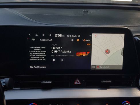 Used 2024 Kia Sportage EX FWD image 24