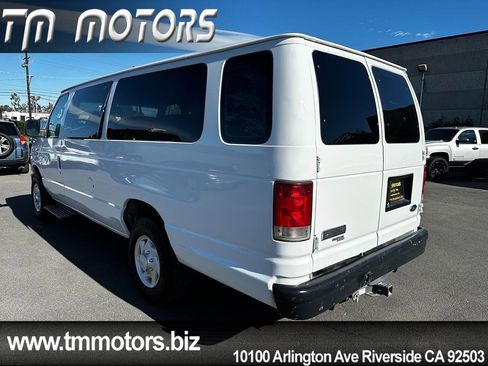 Used 2008 Ford E-350 and Econoline 350 XLT image 4